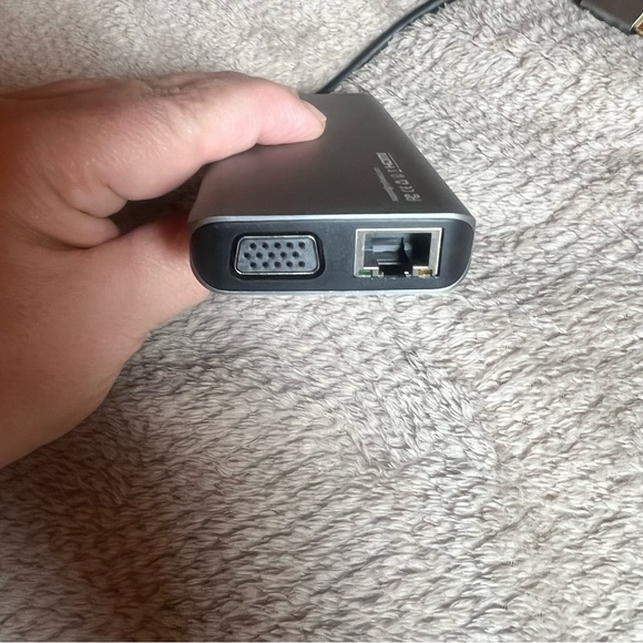 Falwedi USB C Docking Station - Picture 5 of 6